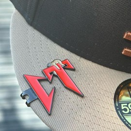 Corridos Tumbados Hat Pin - Color: CT Hat Clip Brim (Red)