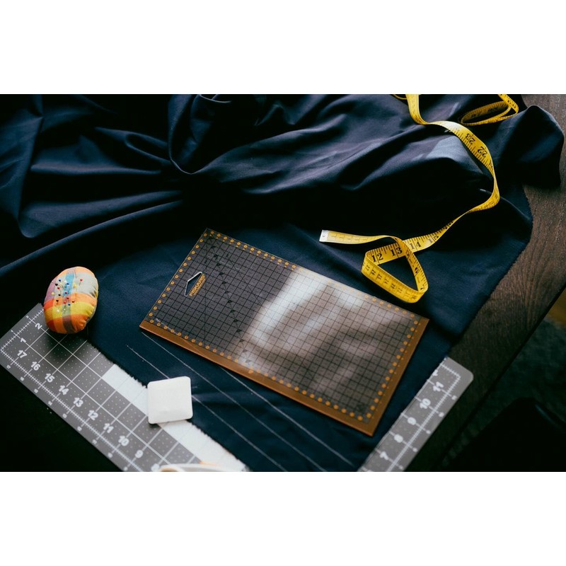 Fiskars Patchwork Ruler 15x30cm Highlighted 1cm Seam Allowance Interrupted Half