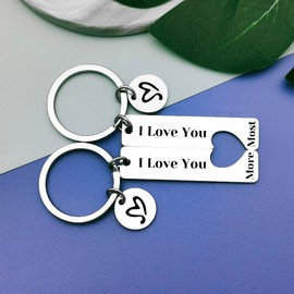 Couple Keyring Gifts for Him Her Couples Keyring Set for Husband Wife Long Distance Relationship Gift for Boyfriend Girlfriend Valentine Day Gifts for Wifey Hubby Birthday Wedding Gifts