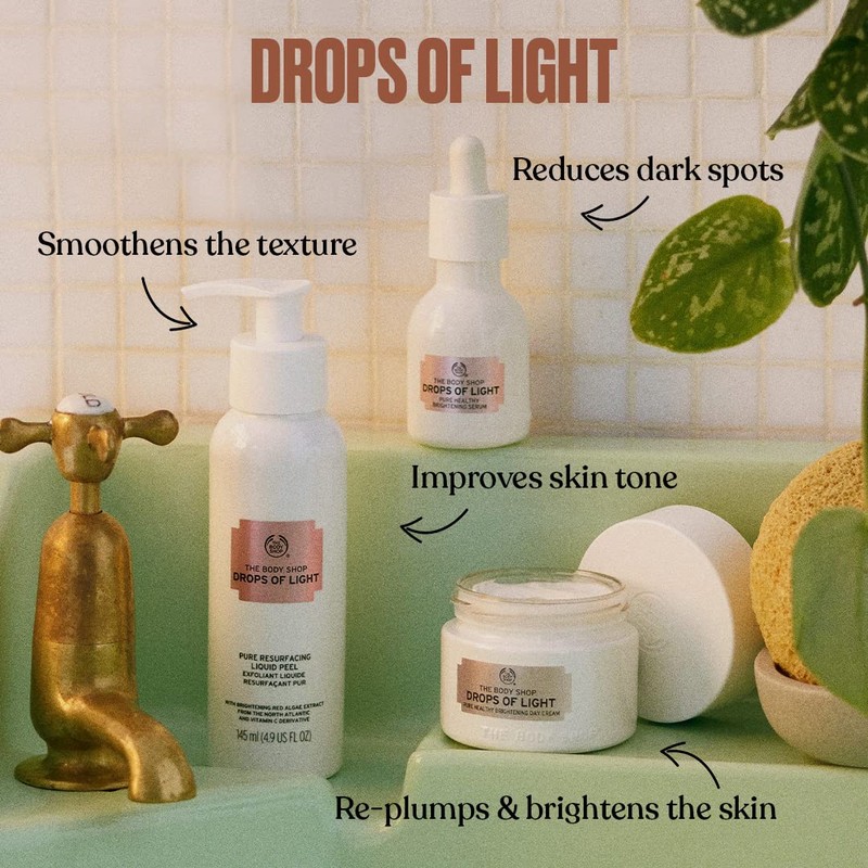 The Body Shop - Drops of Light Brightening Cleansing Foam
