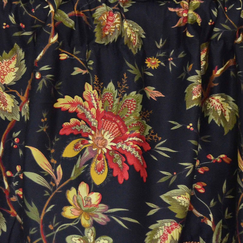 Waverly Felicite Window Valance, Noir