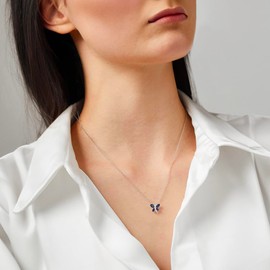 Tirafina - Colgante de libélula de plata de ley con piedras preciosas creadas y zafiro blanco creado con cadena de 45,7 cm, Gema, Zafiro Sintético