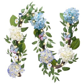 Valery Madelyn Guirnalda de flores de primavera y verano de 6 pies con luces para manto, guirnalda floral de hortensias azules y blancas con hojas de eucalipto mariposa para el hogar, mesa, centro de