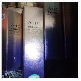 AHC Eye Cream Season 13 Line Tightening (Season 13 40ml 8+12ml 3 + Sample 2 + Collagen Ampoule 2) / AHC 아이크림 시즌13 라인타이트닝(시즌13 40ml 8+12ml 3 +샘플2+콜라겐앰플2)