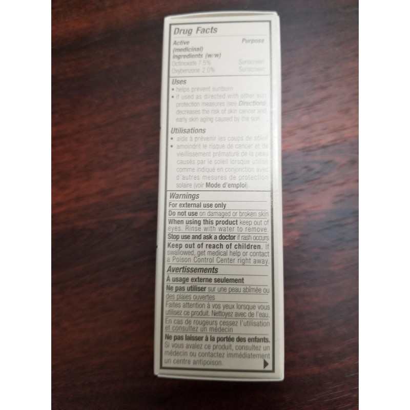 Timeless Illuminating Makeup creamy baige