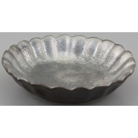 Arita Ware Toetsu Kiln Round Chrysanthemum Hand Salt Dish Silver Coating 465977