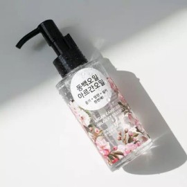 Yungi 윤기 영양 실키 한번에 동백 헤어 아르간 에센스 100ml 모발 모발제 엣센스 머릿결관리 Yoon Ki Nutrition Silky Once Camellia Hair Argan Essence 100ml Hair Hair Care Essence Hair Care Management