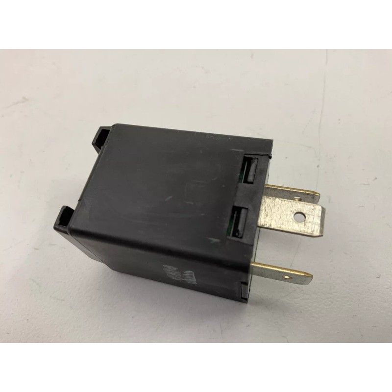 Novita EP35 3-Pin Electronic Turn Signal Flasher Relay Hazard LED
