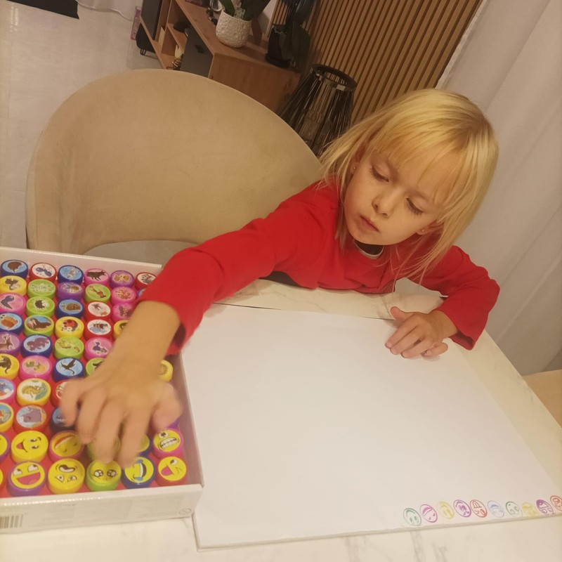 KRUZZEL 60 Piece Plastic Stamp Set for Children Self-Inking Animals