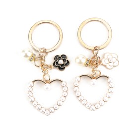 MUCOOS Elegant Keyring 2 Pack, Heart Imitation Pearl Design, Friendship Keychain, Gift for Sisters, Mother-Daughter Gift, Flower Keychain Pendant