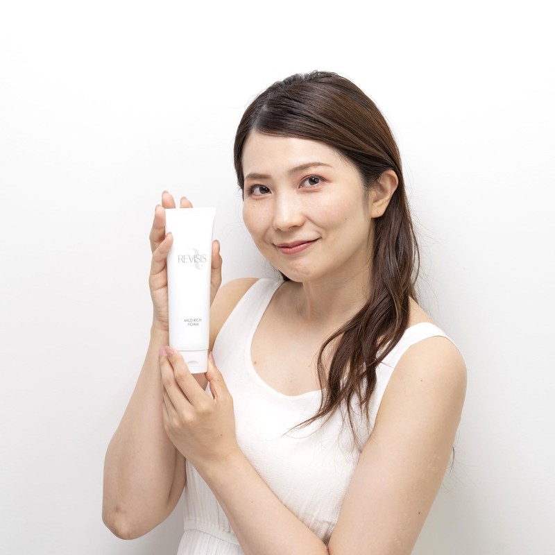 REVISIS Mild Rich Facial Wash Foam, 4.6 oz (130 g),