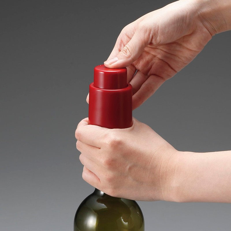 KAI KAI Wine Vacuum Pump Stopper Mini KAI KITCHEN DH8223