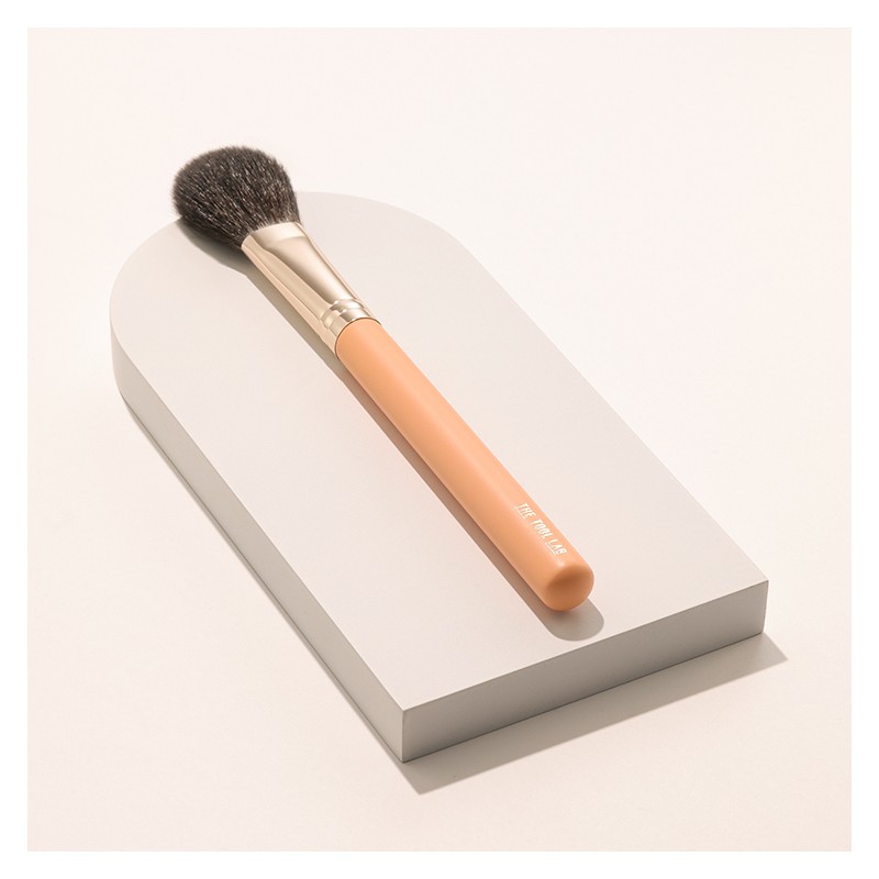 THE TOOL LAB 157 Light Touch Blusher Brush - THE
