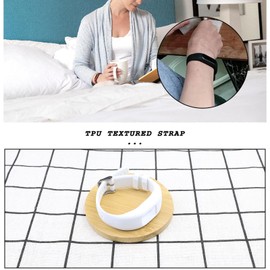 SING F LTD 2Pcs Watch Strap Replacement Compatible with Garmin Vivofit 4 Watch Band 155-220mm TPU Watchband Replacement in Black White