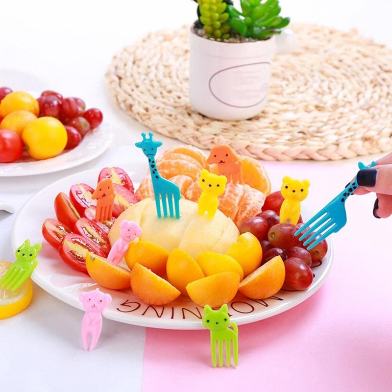 21PCS Sandwich Cutter and Sealer Bread Sandwich Shaper Dinosaur Star