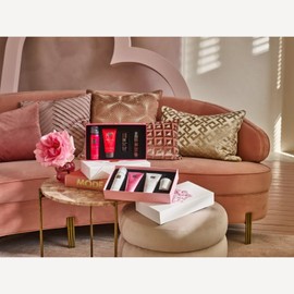RITUALS The Ritual of Sakura Gift Set for Women Small Gift Set - with Rice Milk & Cherry Blossom - Skin Care & Renewing Properties