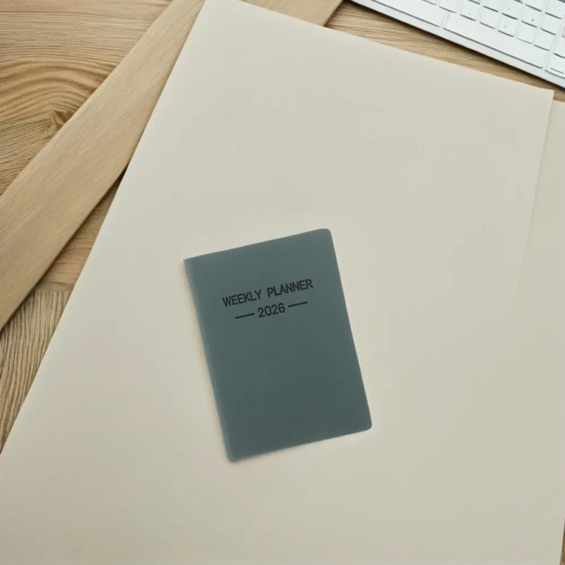 Planificador De Bolsillo: Minicuaderno Con Calendario 2026 A