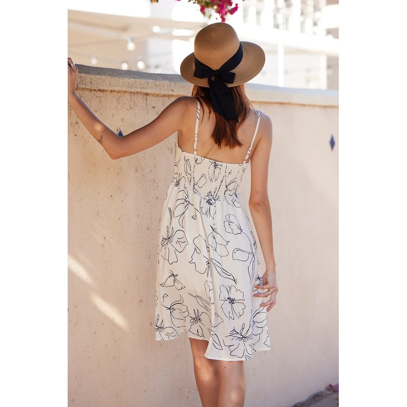 Women's Paper Braid Hat with Dimensional Brim (White)