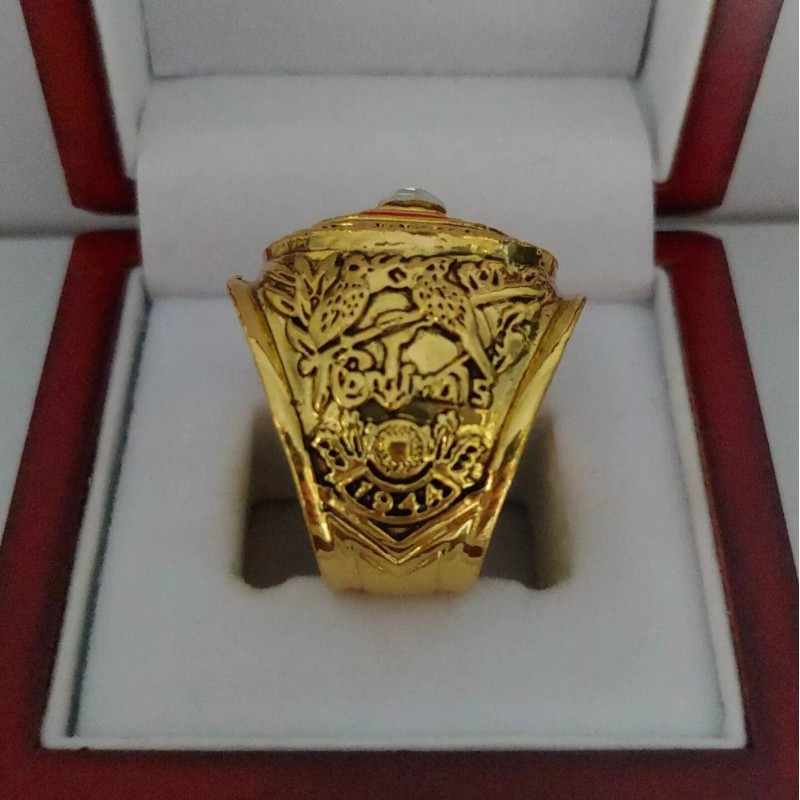 St Louis Cardinals - 1944 World Series Ring With Wooden