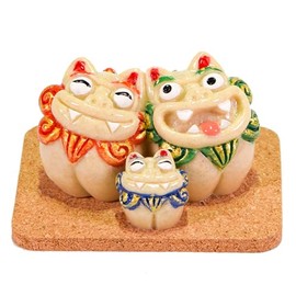 [kubagasaya] Kubagasaya Okinawa Souvenir Shisa Figurine Mini Entrance Parent-child Sheath (B)