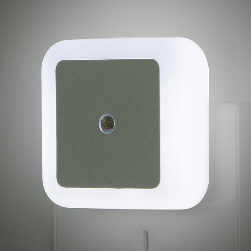 LED Night Light Plug-in Smart Dusk to Dawn Sensor Night