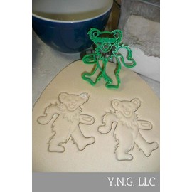 DANCING TEDDY BEAR 1960S ROCK MUSIC STYLE SPECIAL OCCASION COOKIE CUTTER BAKING TOOL 3D PRINTED MADE IN USA PR3029