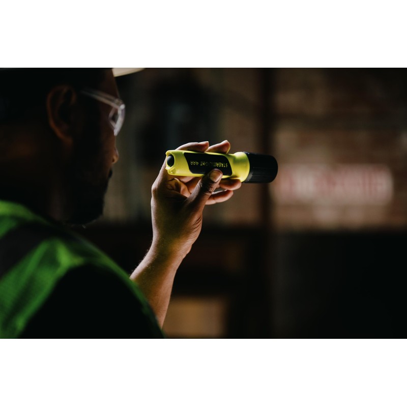 Streamlight 68602 4AA ProPolymer Lux Div 1 Flashlight with White