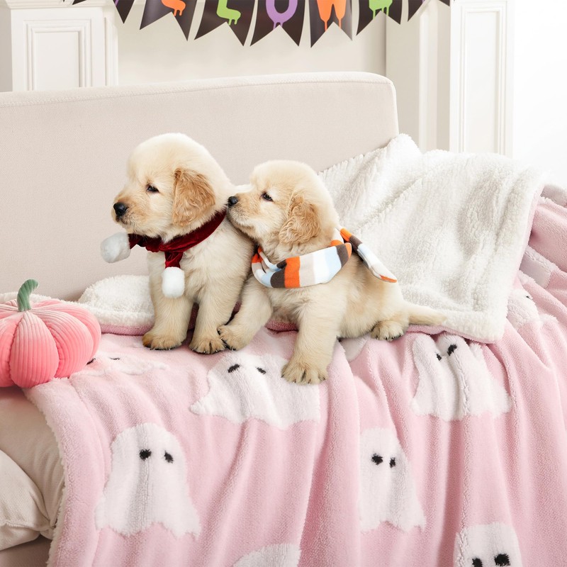 Smoofy Throw Blanket Halloween Blanket with White Ghost Pink Throw