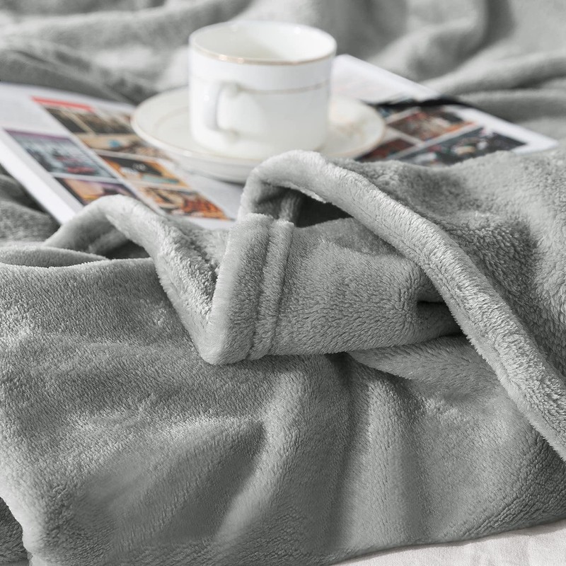 Hafaa Fleece Blanket and Throws 400 GSM Fluffy Sofa Throw