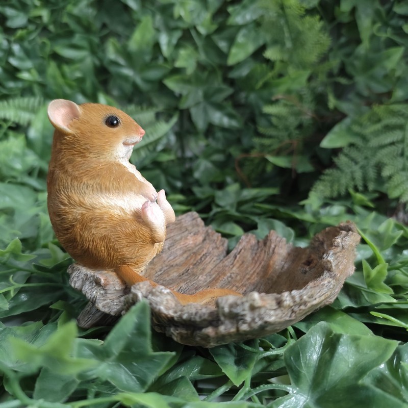 Vivid Arts - Harvest Mouse on Driftwood - Garden Decoration