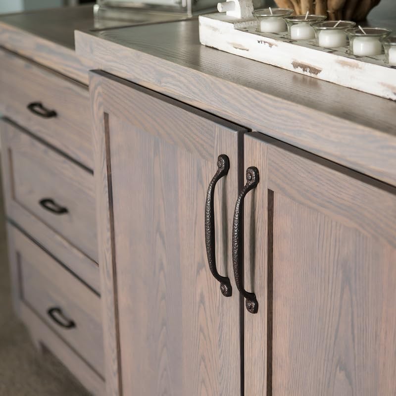 Hickory Hardware 1 Pack Solid Core Kitchen Cabinet Pull, Luxury