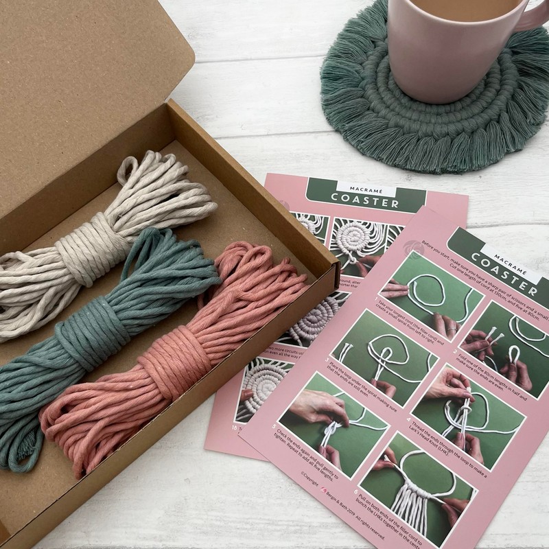 Bergin & Bath Macramé Craft Kit Coasters. Learn to make