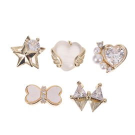 FOMIYES 5pcs Creative Metal Nail Art Patches Decorative Designs Fingernail Ornaments for Nail Art and Easy to Use