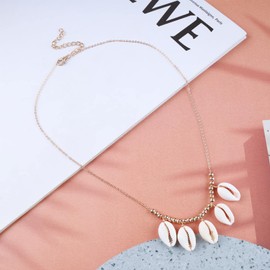 Cimenexe Bohemian Shell Pendant Necklace Cowrie Shell Dangle Choker Necklace Chain Gold Bead Chain Necklace Adjustable Shell Necklace Jewelry for Women and Girls Gifts