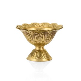 Small Diya Deepak Diya Puja Item Religious Brass Oil Lamp for Pooja Indian Traditional Festival New Year Decoration Diya Lighting Accessories Gift Items Pooja Kit Lanterns Lamps(Size:-2")(Golden)