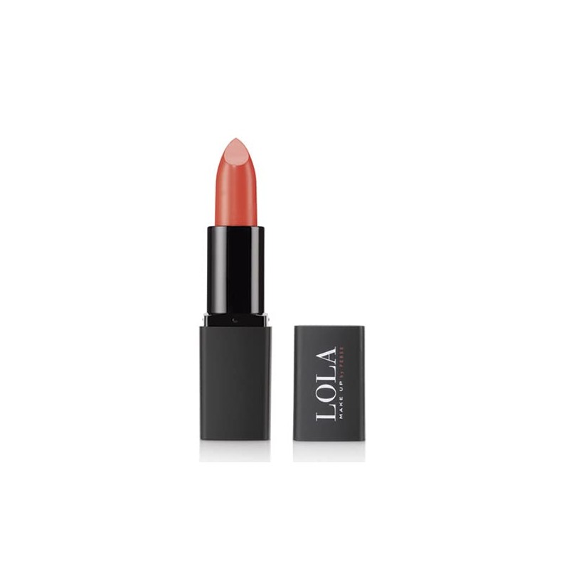 Lola Make-Up Ultra Shine Lipstick, Enriched With Antioxidant Vitamins A,