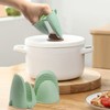 Cartoon Shark Shape Silicone Oven Mitts - Heat Resistant Cooking
