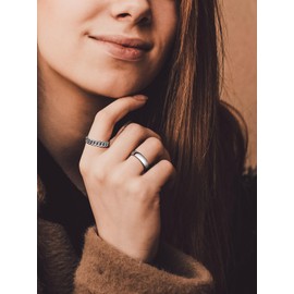 Bandmax Sterling Silver Women Rings Size 4 Small Minimalist Simple Band Ring Cocktail Ring Pinky Ring 925 Silver Wedding Ring Engagement Ring Gift for Girlfriend Wife Daughter