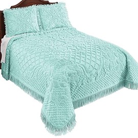 Collections Etc Soft & Luxurious Diamond Pattern Bella Chenille Bedspread Honeydew Queen