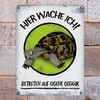 Metal Sign with Turtle Motif and Saying "Hier wache ich!"