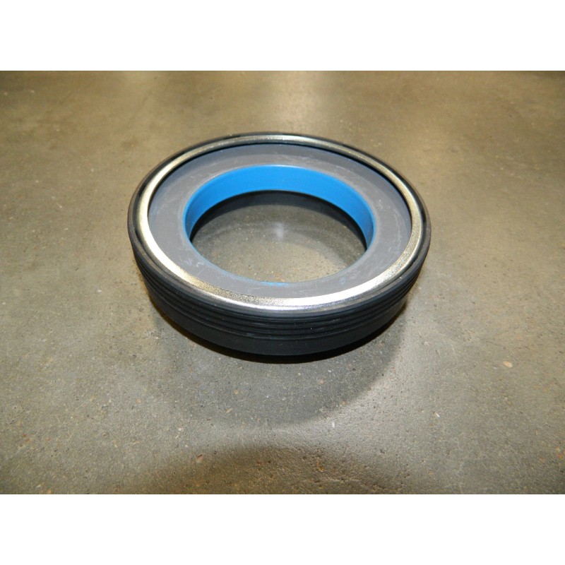 Dana INNER AXLE KNUCKLE VACUUM HUB SEAL FORD F250 F350
