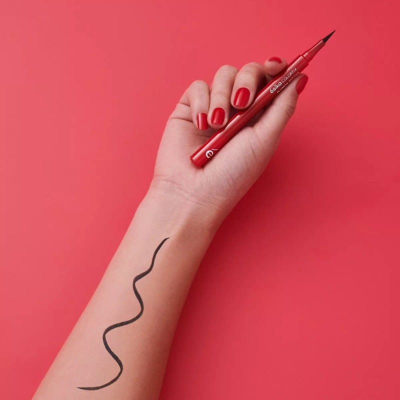 Ésika Delineador Plumón Colorfix Punta Fina - Ésika Color Negro