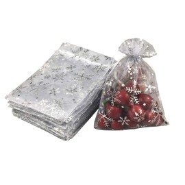 COTOSEY 100PCS 5x7Inch Christmas Drawstring Organza Jewelry Favor Pouches Wedding Party Festival Xms Gift Bags Candy Bags (5x7, 100PCS Snowflake)