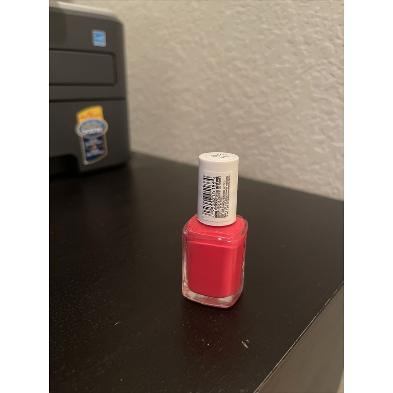 Essie Nail Polish 1711 Toy to the World 0.46oz
