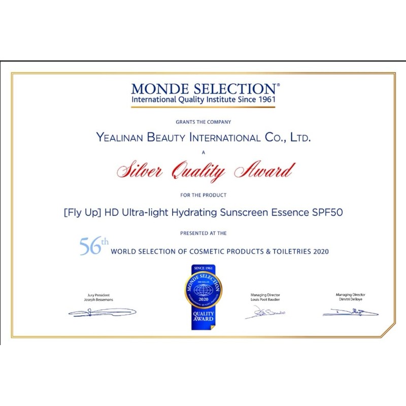 Award Winning Fly Up HD Hydrating Sunscreen SPF 50 Vitamin