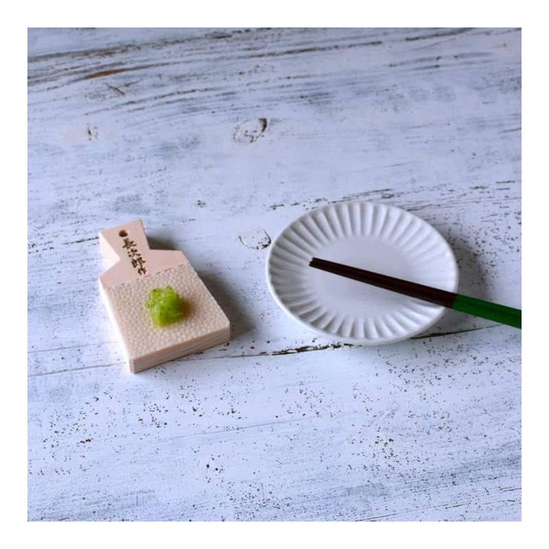 Japanese Traditional Grater for Wasabi and Ginger with Minoyaki Plate