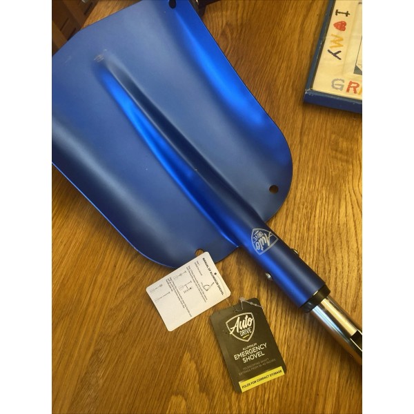 auto drive Foldable Aluminum Shovel With Telescoping Shaft Extends To