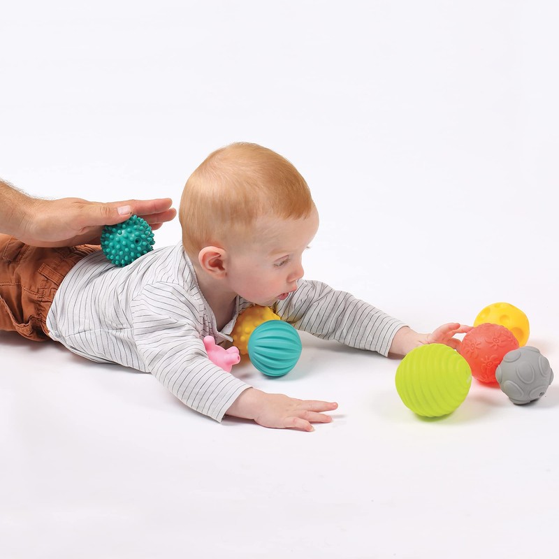 LUDI set of 8 balls for early development mixed sensory