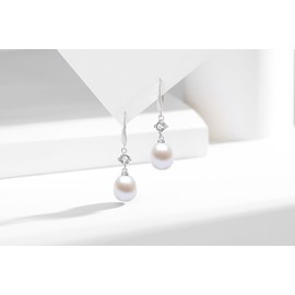 YAMI Women's Drop Pearl Earrings 925 Sterling Silver Hook Earrings Drop Pearl Dangling Zirconia Earrings Exquisite Elegant Temperament Pearl Dangle Earrings Jewelry Gifts for Bride Mother Friends