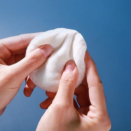 2 Pack 6cm Soft Body Powder Puff Applicator Round Makeup Loose Powder Pads Cosmetic Foundation Sponges Pressed Powder Puff with Ribbon